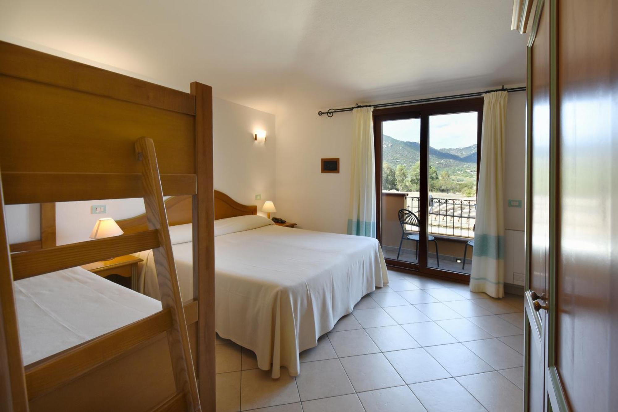Le Anfore Hotel Villasimius Eksteriør billede