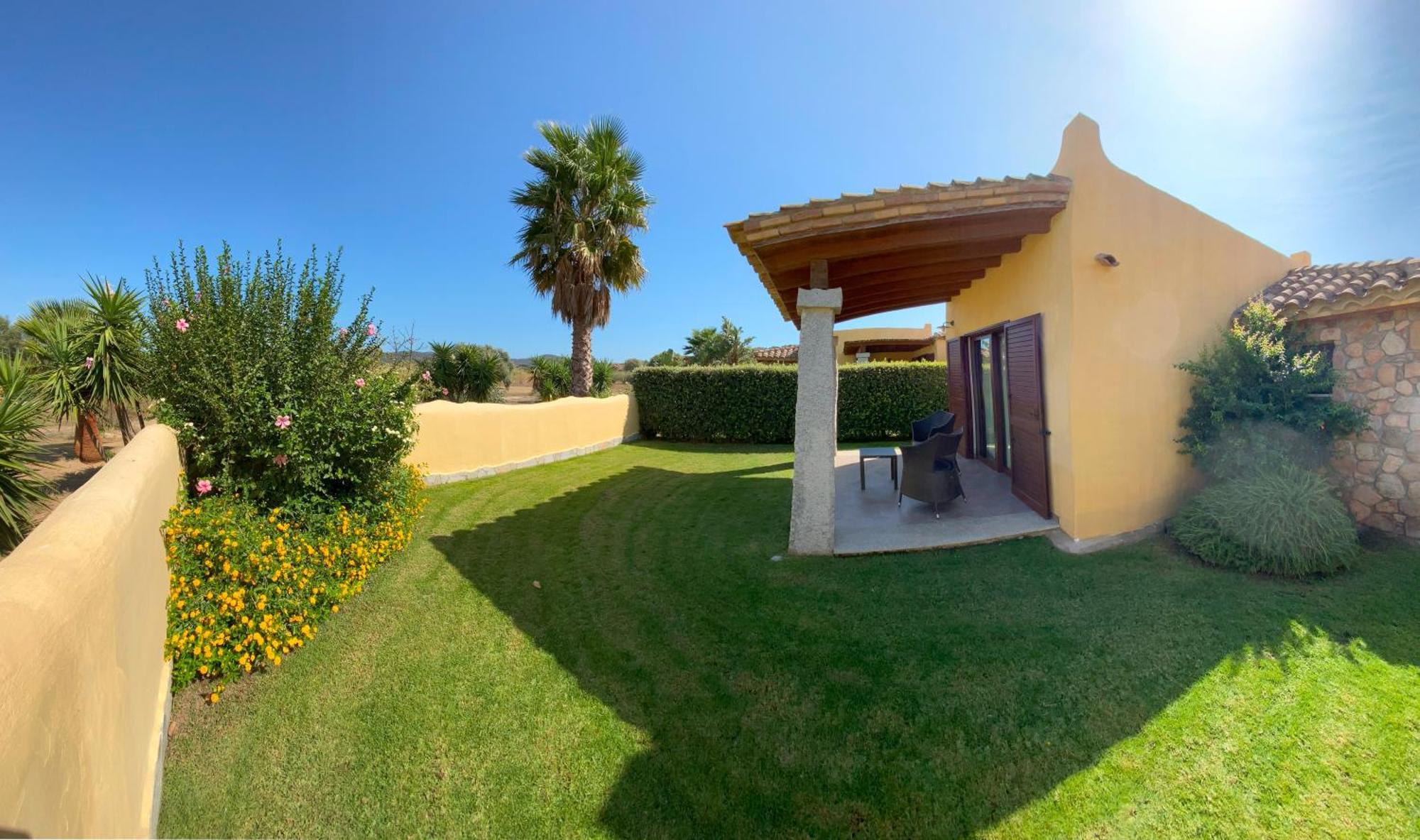 Le Anfore Hotel Villasimius Eksteriør billede